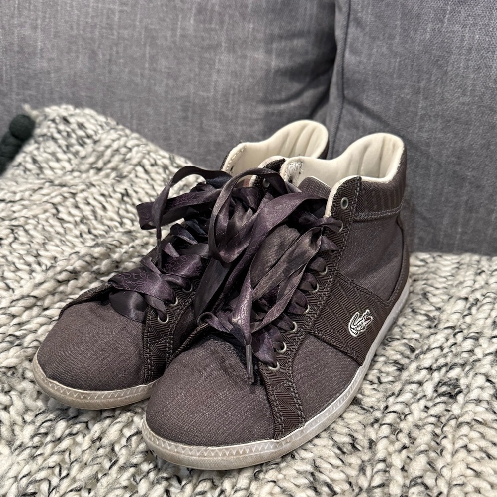 Lacoste Women's High-Top Sneakers in Dark Purple